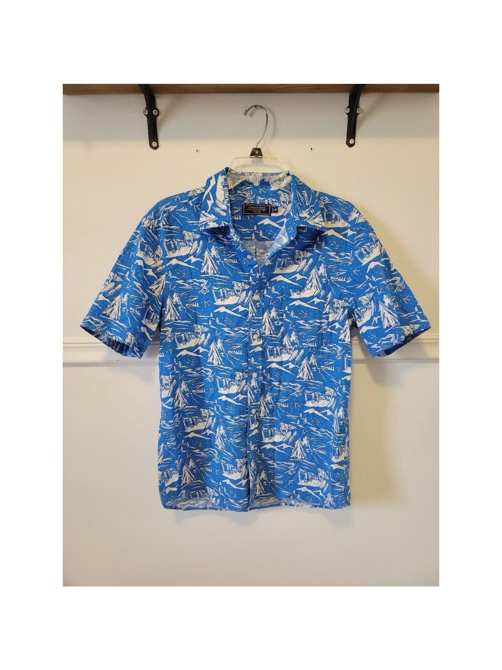 New men's sz M vineyard vines blue alpine mountain print button down shirt ski